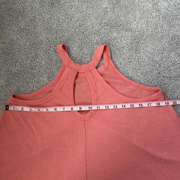 We The Free Coral Halter Tank Top with Cut Out Detail size S - Picture 6 of 7